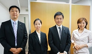 司法書士法人ヤマト　梅田事務所　事務所内風景